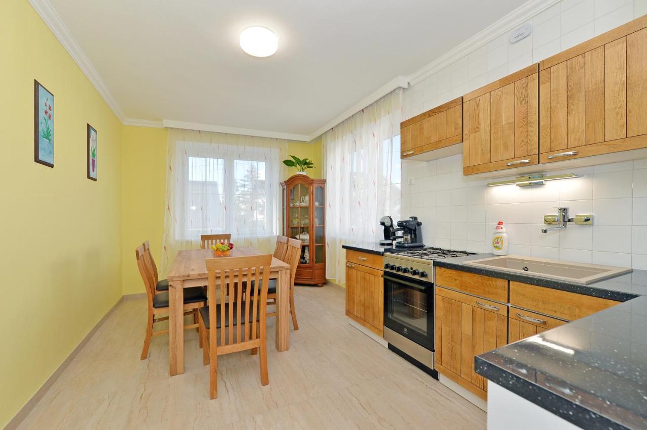 Blackbird Apartment Balatonfured Bagian luar foto